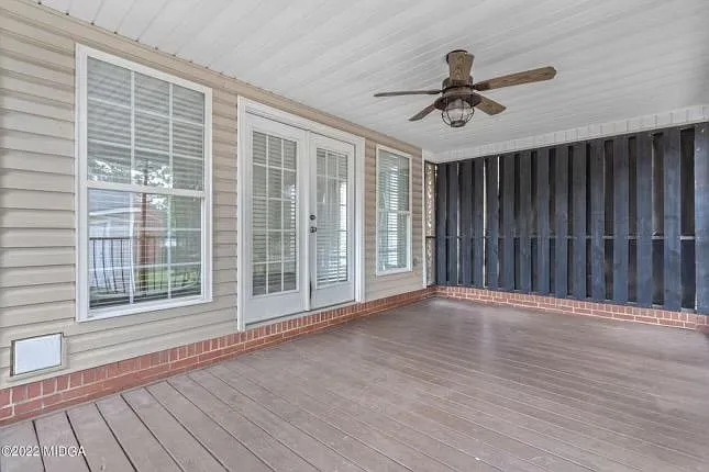 322 Pio Nono Ave — Photo 21