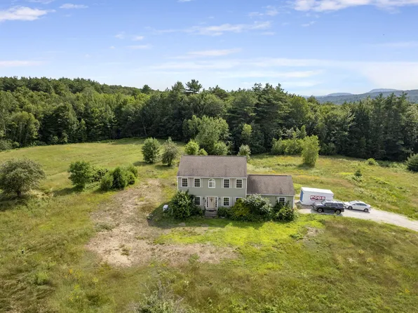 382 North Raymond Road, Raymond, ME 04071