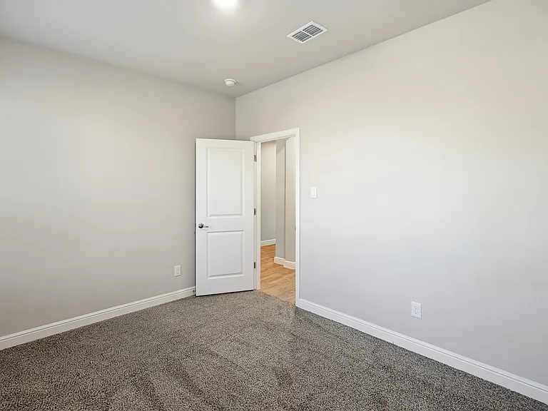 14525 Delphinus Dr — Photo 4