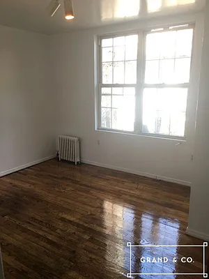 Rented by Grand & Co. | media 24