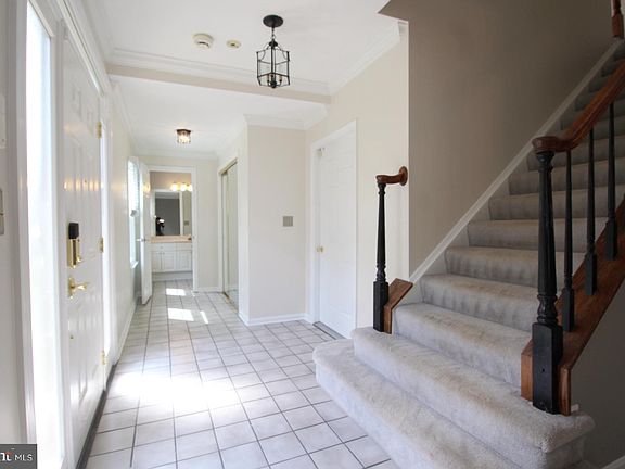 3rd image of 6423 Little Potters Ln