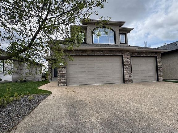 2nd image of 116 E Allwright Close