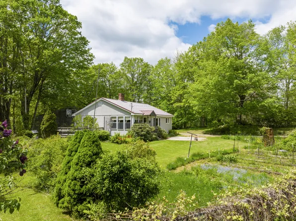 353 Duck Puddle Road, Nobleboro, ME 04555
