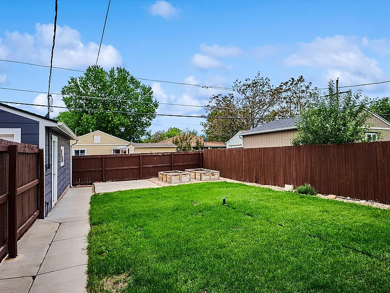 1740 W 52nd Ave — Photo 21