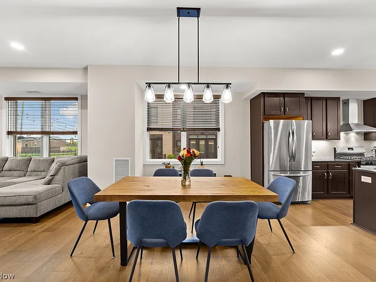 11202 N Park Pl — Photo 7