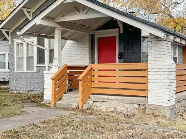 4935 College Ave, Kansas City, MO 64130