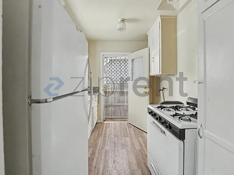 8836 Ramsgate Ave — Photo 8