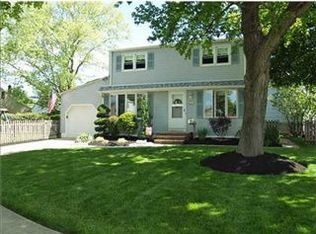 1 Poe Pl, Edison, NJ 08817