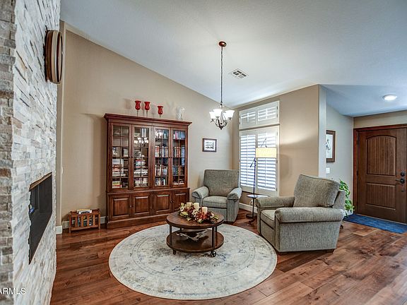 3rd image of 8512 W BEHREND Drive