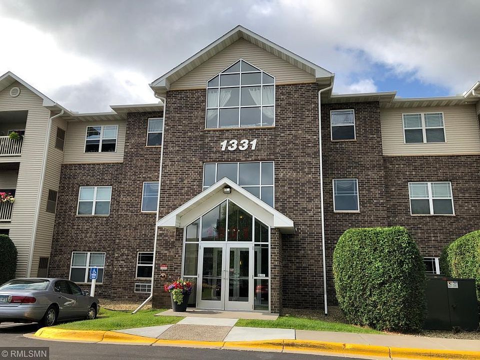 1st image of 1331 Lake Dr APT A310