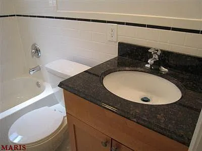 7240 Amherst Ave — Photo 2