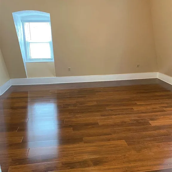 12 Baldwin St #1 — Photo 4