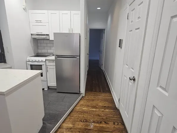 520 E 12th St APT 1E, New York, NY 10009