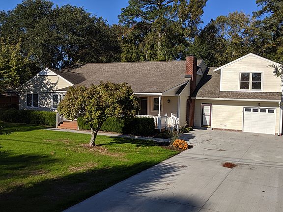2nd image of 3304 Courtney Rd