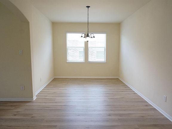 5th image of 2622 Whitetip Ct