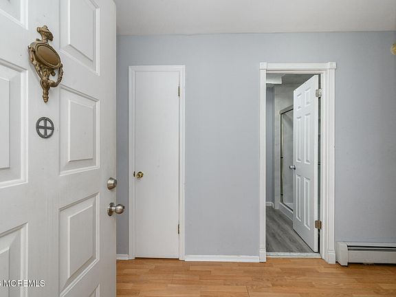2nd image of 8 Lumsden Street
