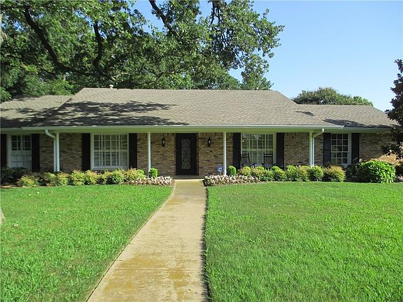2nd image of 2349 Tiago Dr
