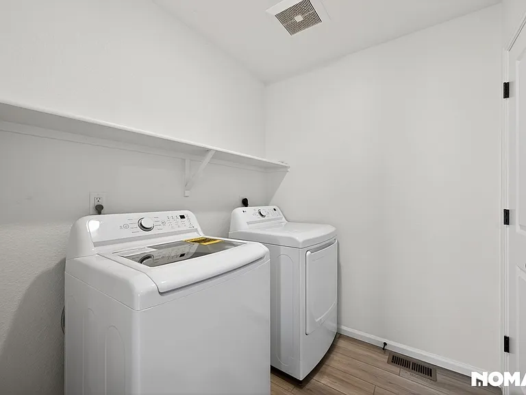 5204 S Elk St — Photo 25