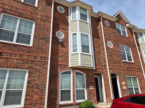 1198 Jones Butler Rd APT 3004, College Station, TX 77840