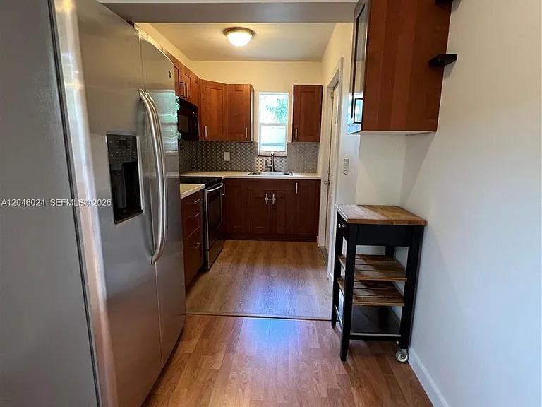 4775 SW 6th St — Photo 10