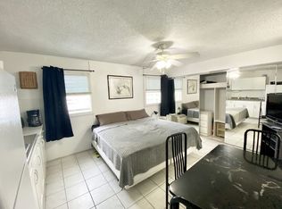 435 Walina St APT 802, Honolulu, HI 96815