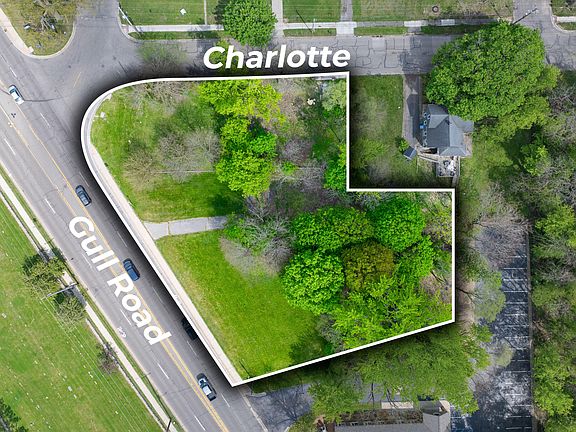 2nd image of 1119 Charlotte Ave