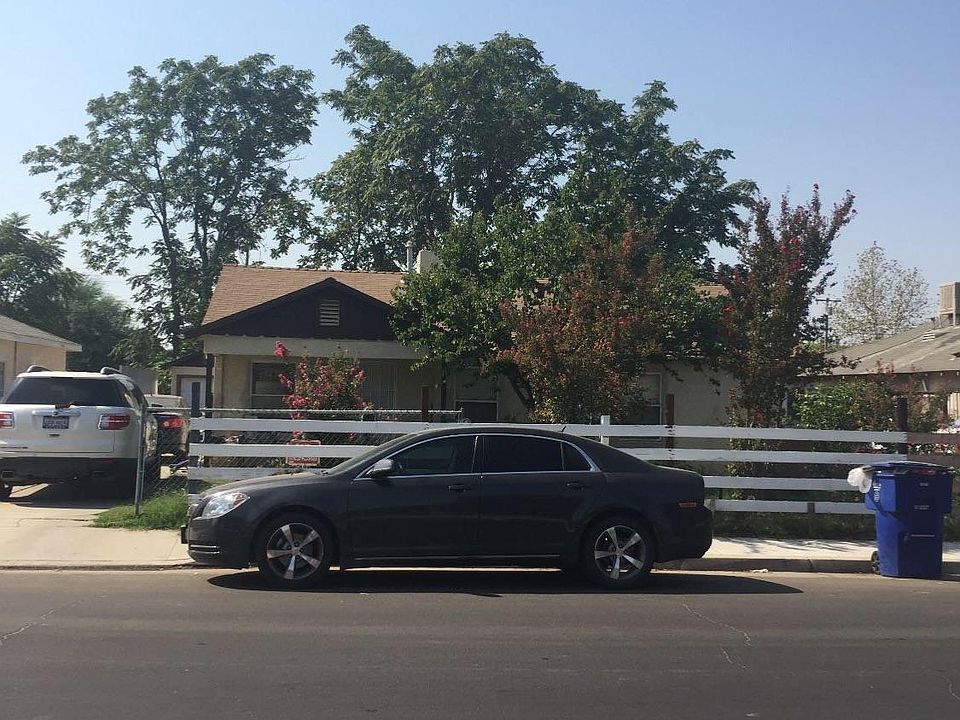 2nd image of 802 Bradshaw St