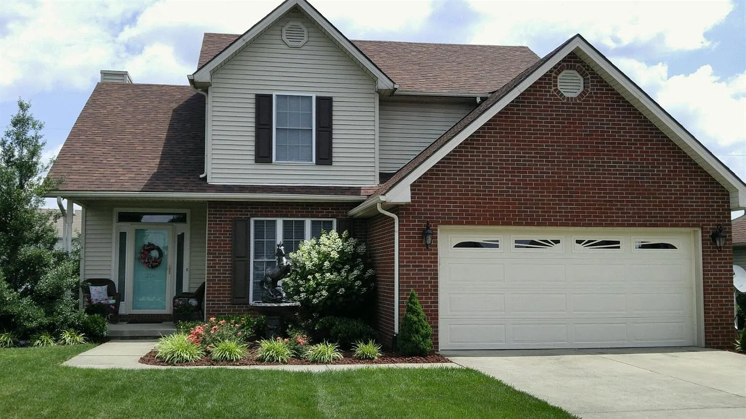 216 Hibiscus Ln photo 1