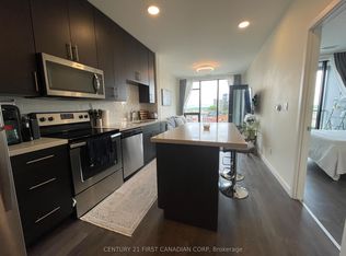 690 King St W #410, Kitchener, ON N2G 0B9