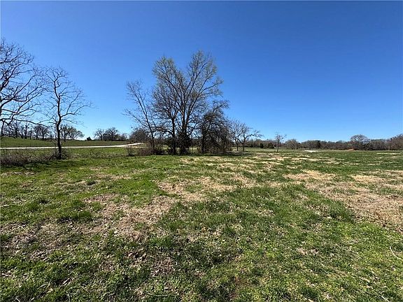 5th image of TRACT 4 NW Peterson Rd