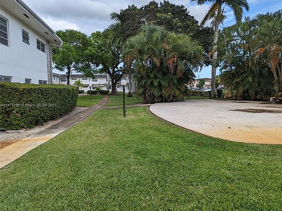 2nd image of 6191 SW 37th St APT 114