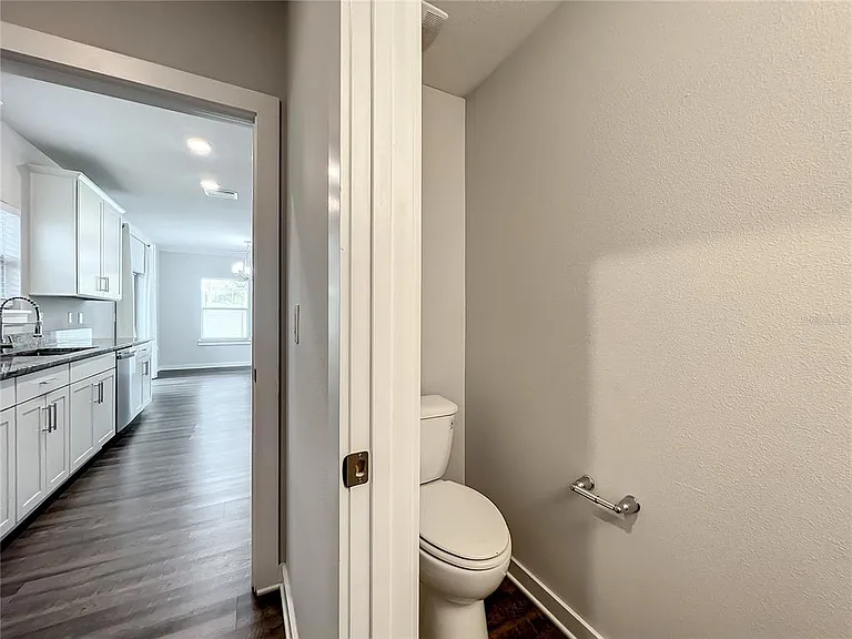 3715 W Wisconsin Ave #3 — Photo 36