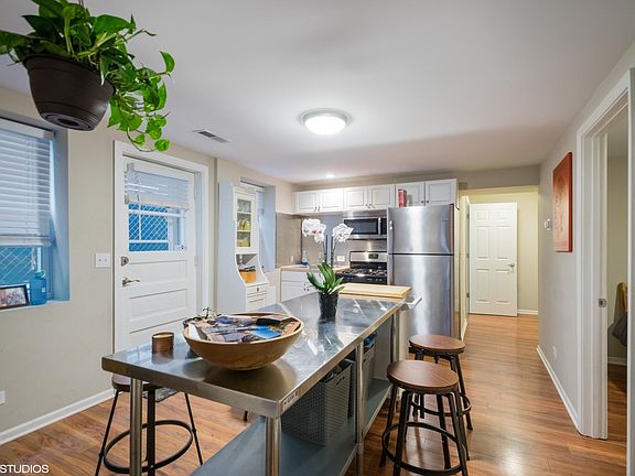 3rd image of 1854 N Talman Ave #G