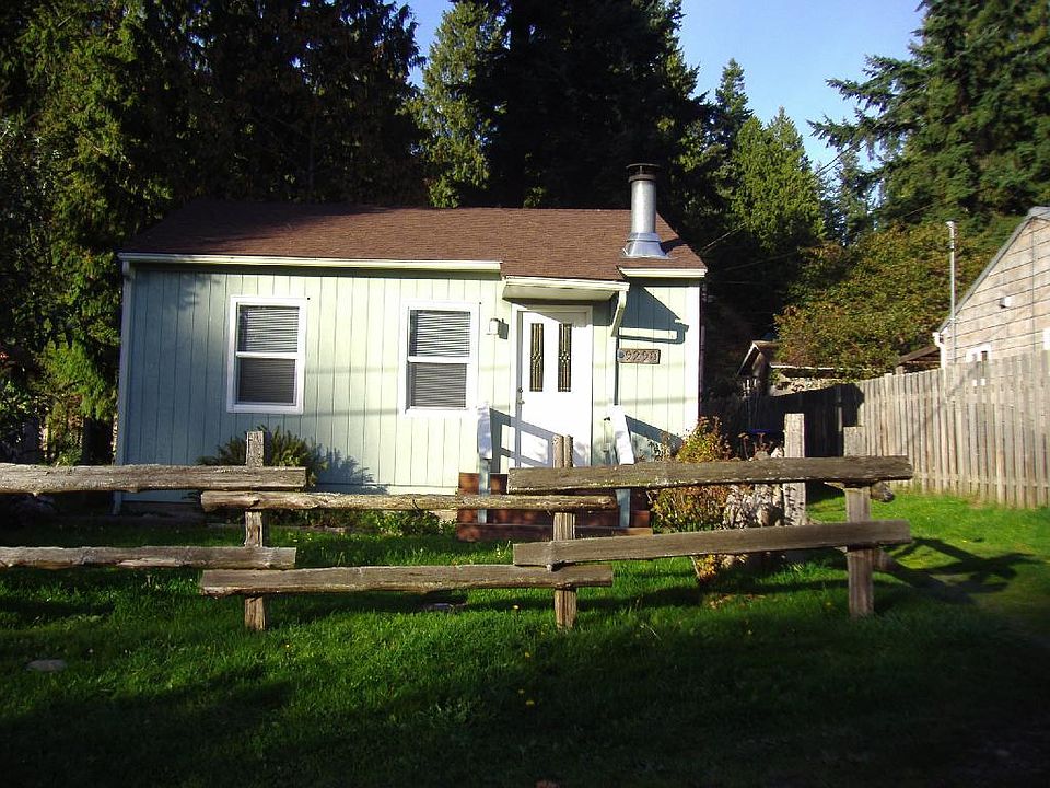 1st image of 9298 NE Seaview Ave