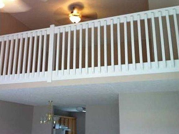 3rd image of 216 Woodpointe Ct