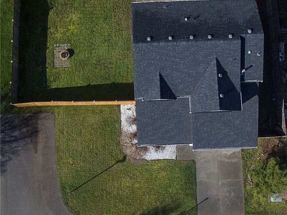 3rd image of 18920 76th Avenue Ct E