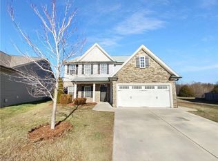 5713 Chicory Meadows Ct, Clemmons, NC 27012