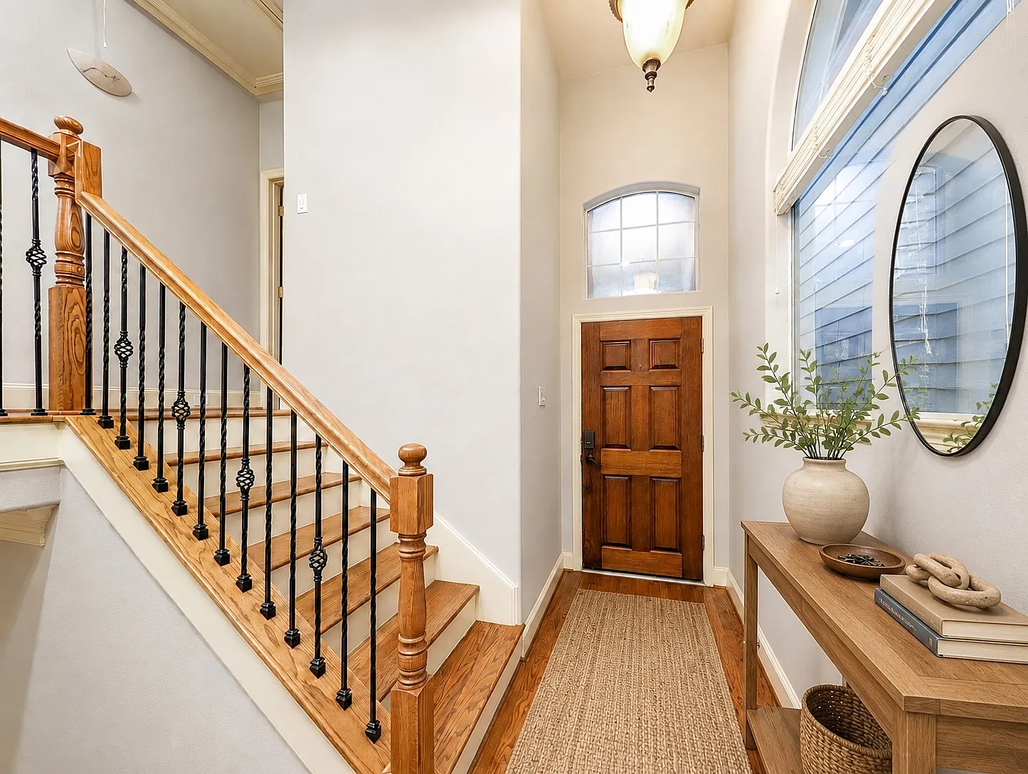 3 bed, 1511 sqft, $2,345 — Photo 3