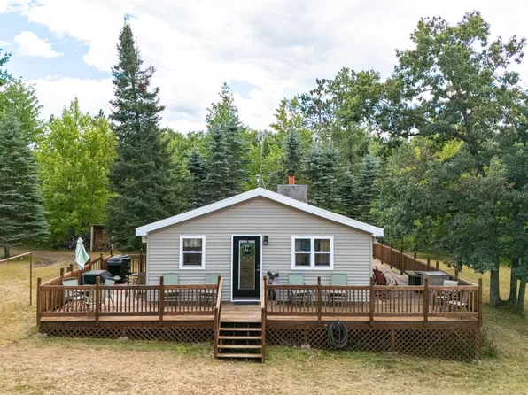 N6728 S 2nd St, Crivitz, WI 54114