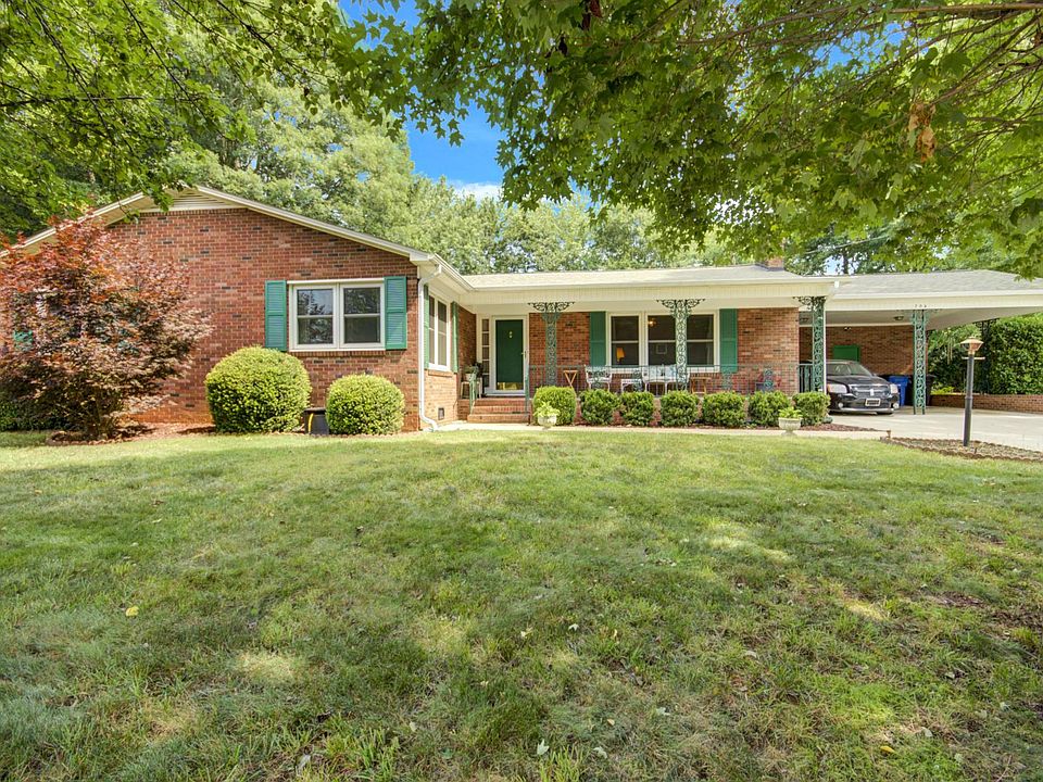 1st image of 706 Hedrick Dr