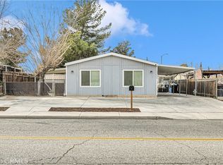 13752 Rodeo Dr, Victorville, CA 92395