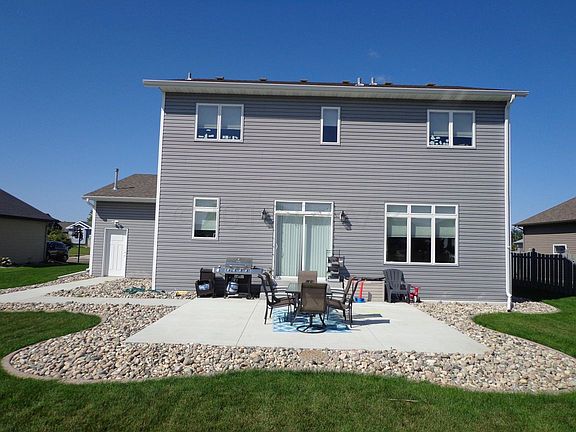 2nd image of 633 Westminster Dr