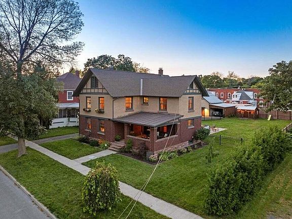 4th image of 31 Lorraine St