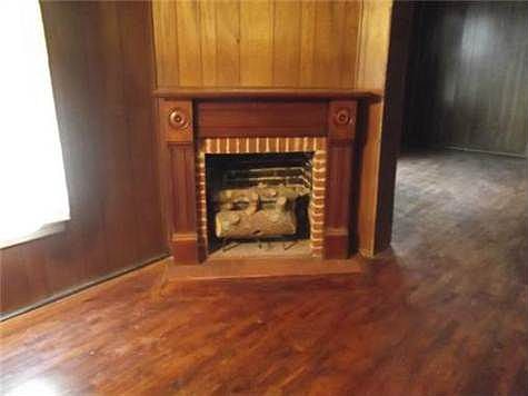 3rd image of 234 N 15th St