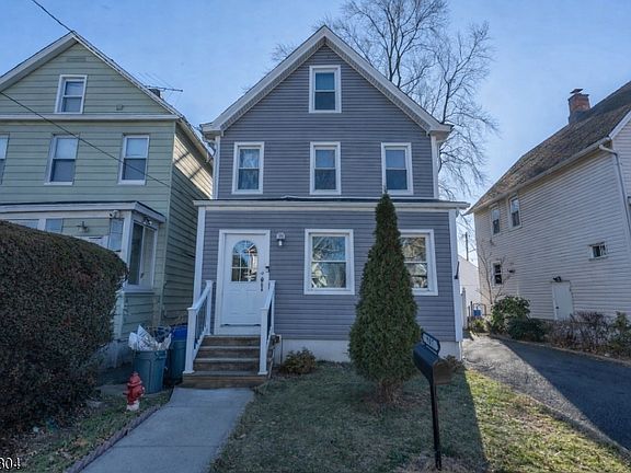 2nd image of 807 Jaques Ave