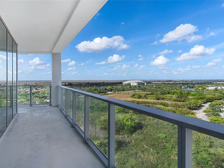2000 Metropica Way #1810 — Photo 26