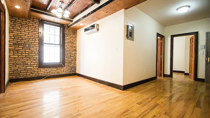 Rented by Nooklyn NYC LLC | media 27