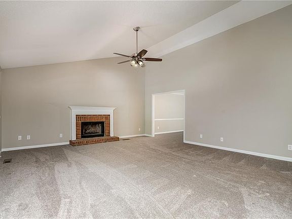 5th image of 5362 Olde Mill Dr NE