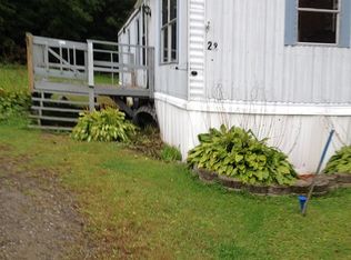 29 Lilac Ln, Augusta, ME 04330