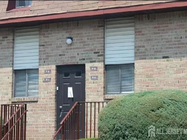 710 N Oaks Blvd, North Brunswick, NJ 08902